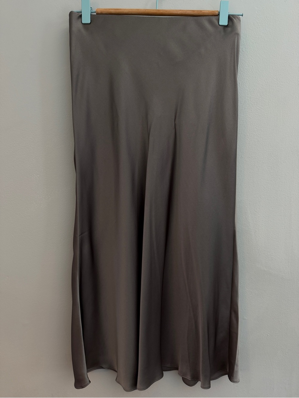 *New* Quince Washable Silk Skirt, Size Small